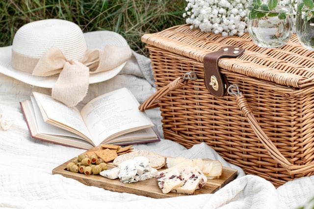 Smart Tips For Packing The Perfect Picnic