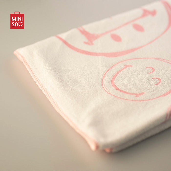MINISO AU SmileyWorld Collection Fine Fiber Bath Towel Pink